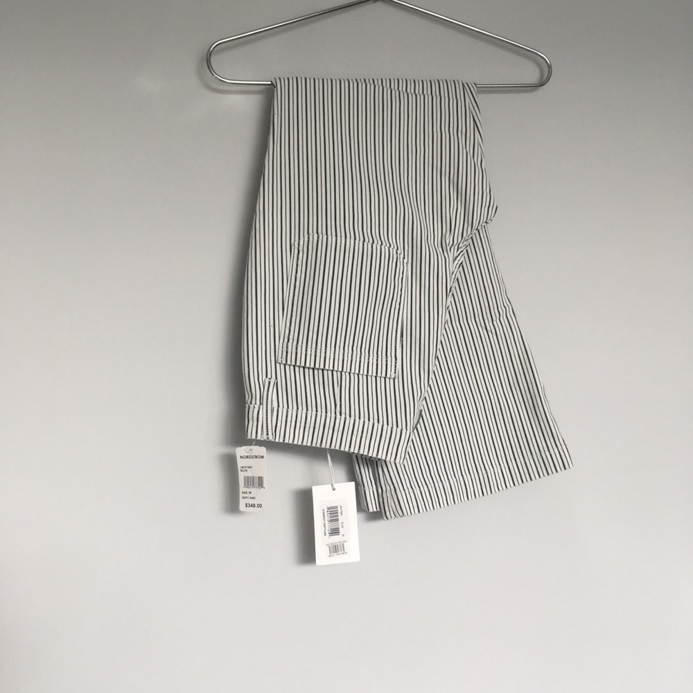 Frame High Rise Le Bardot Crop Flare - Picture 5 of 8